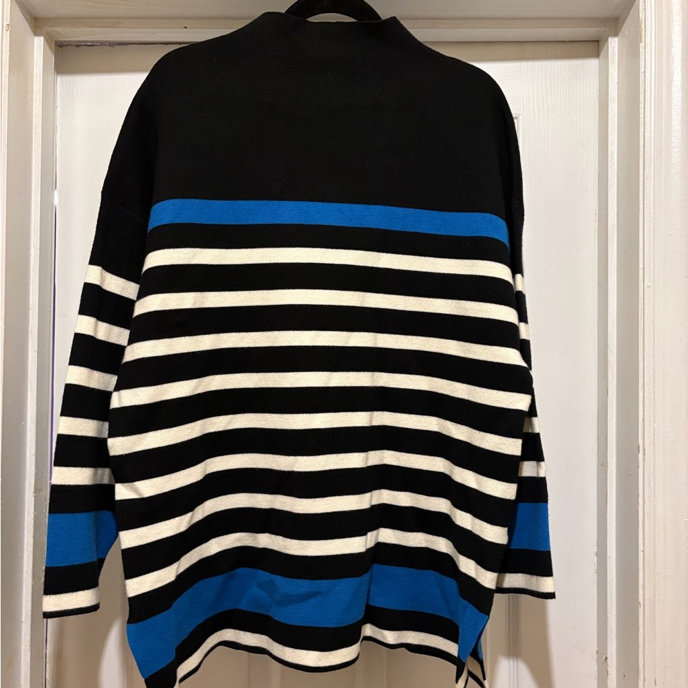 Jones New York Classic Black, Cream, and Blue Sweater